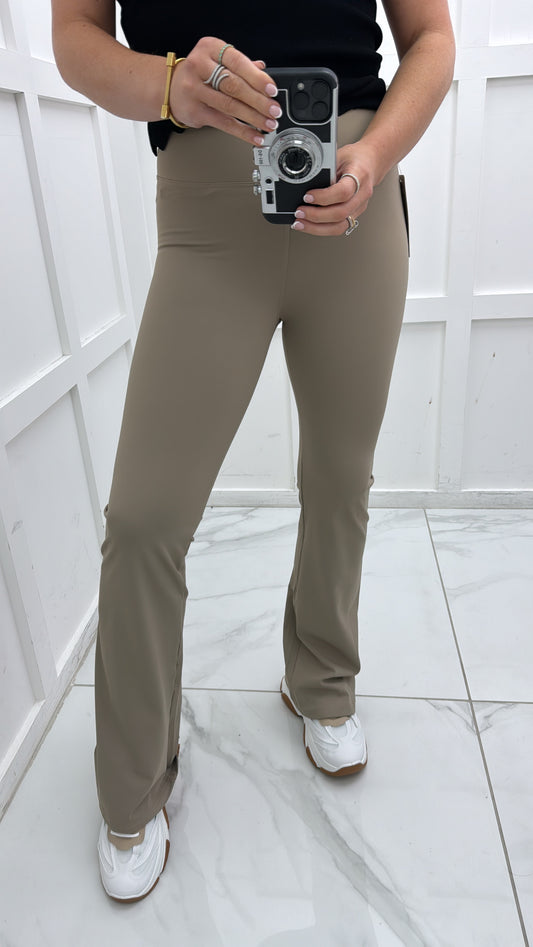 MILLIE beige flared gym leggings