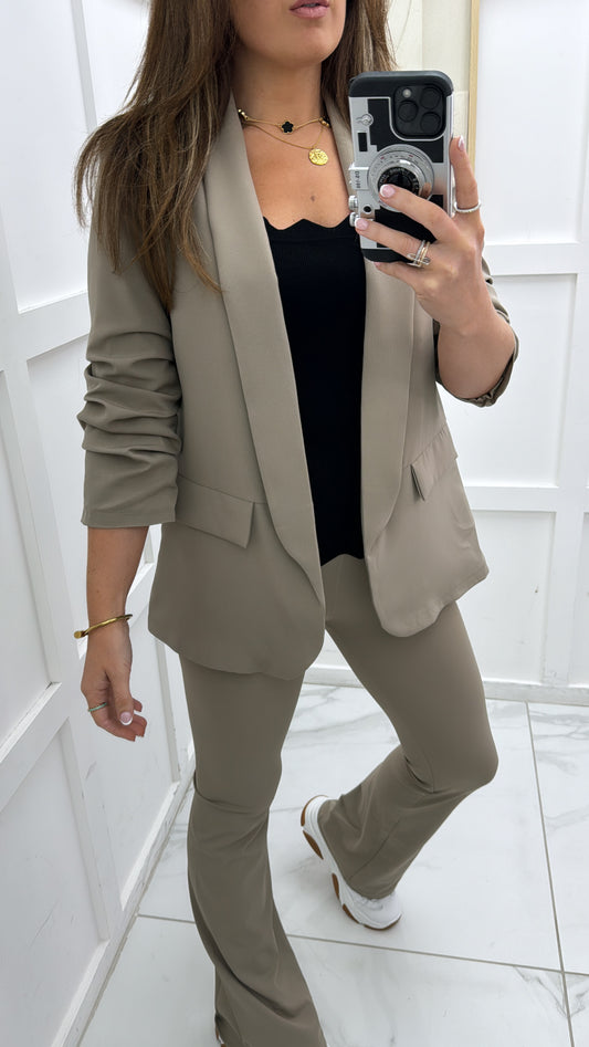 LOUISA mocha ruched sleeve blazer