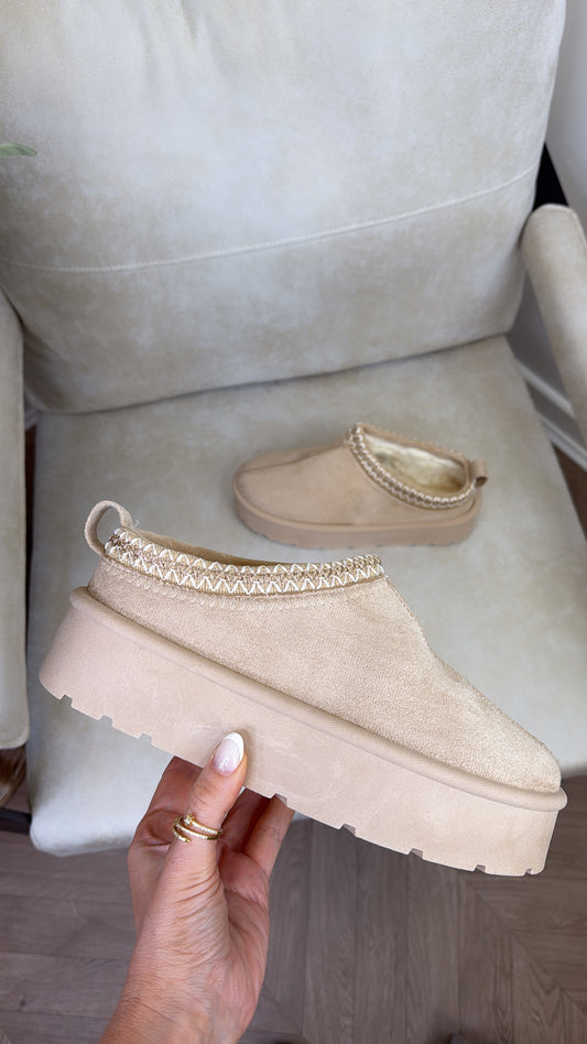 TARA beige cosy faux suede mules