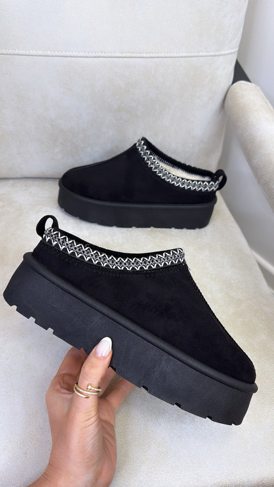 TARA black cosy faux suede mules
