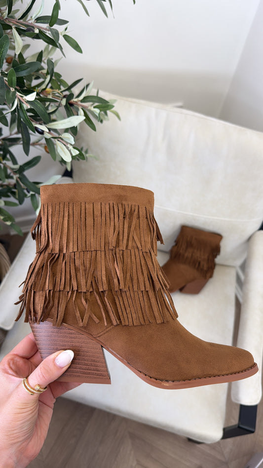 ROSA camel tassel ankle boots