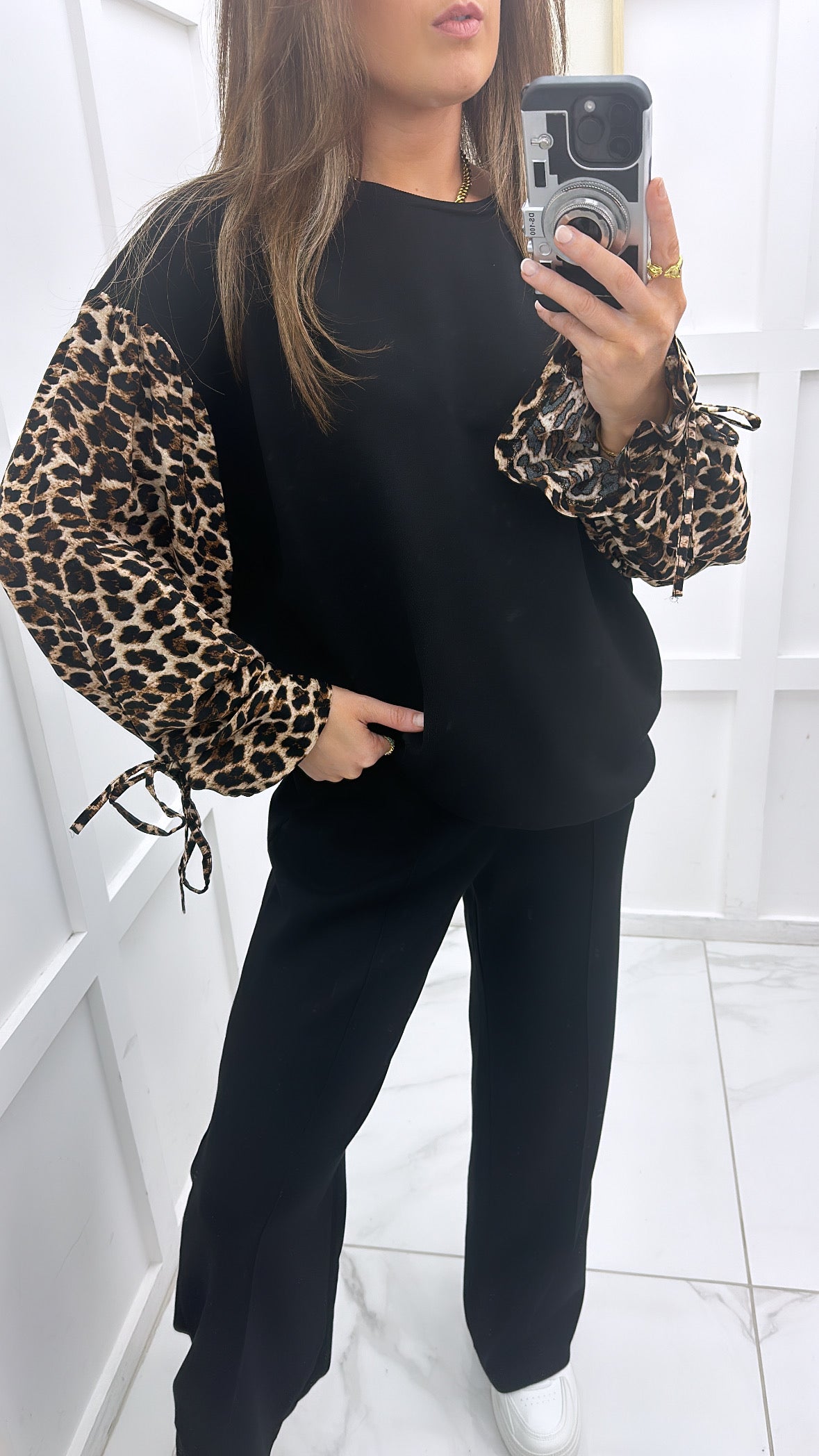 ESME black sweatshirt with leopard print sleeves