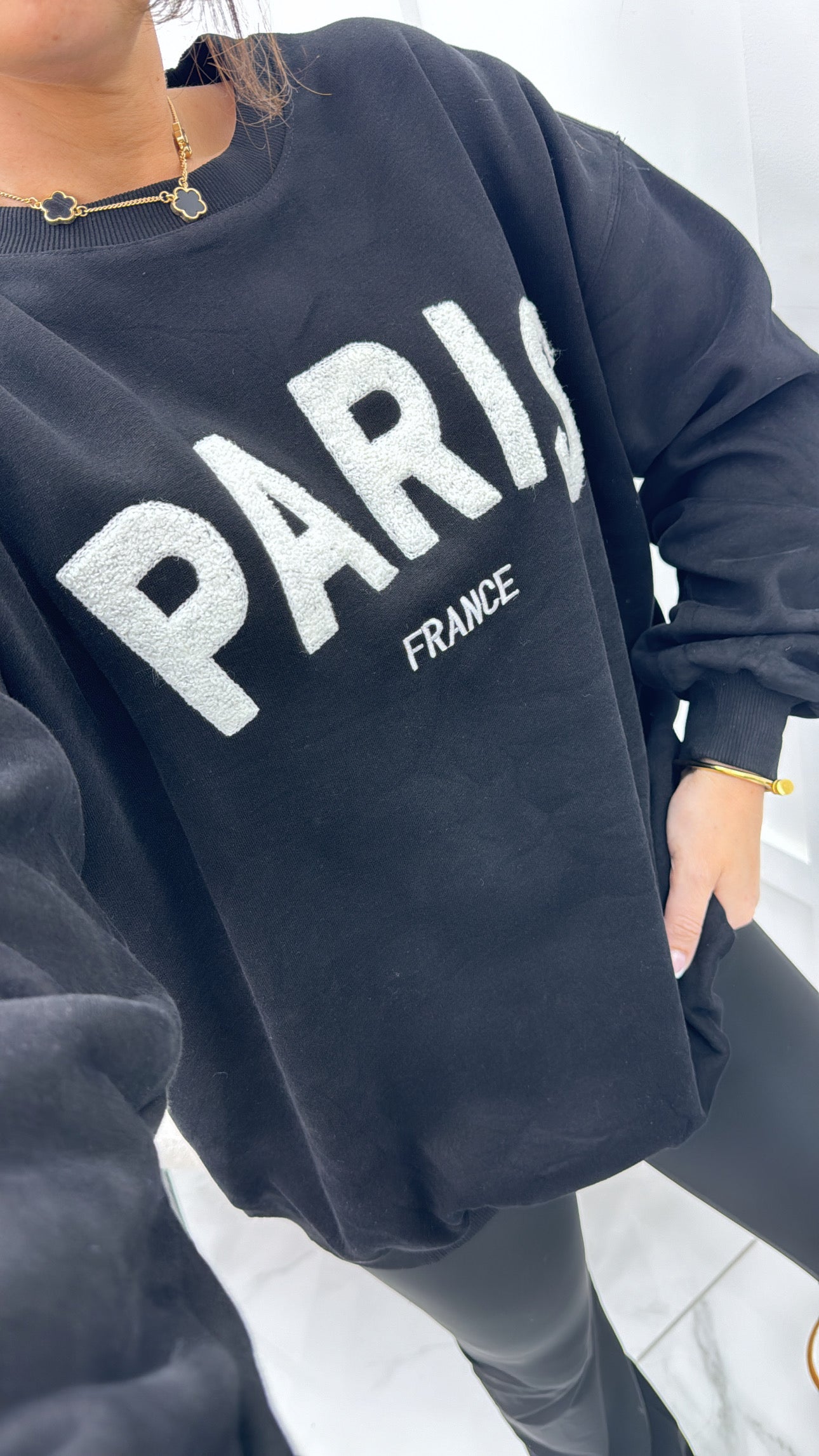 PARIS black super soft sweatshirt