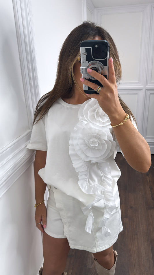 CHERYL white rosette tshirt