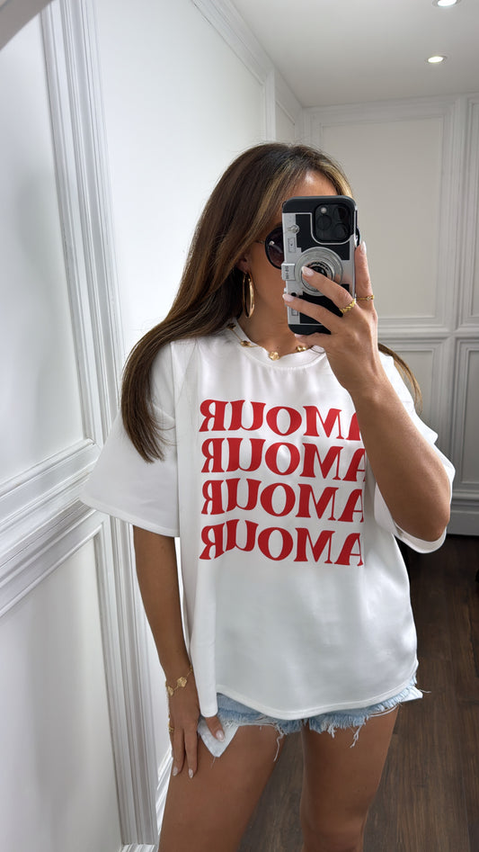 AMOUR AMOUR white and red tshirt