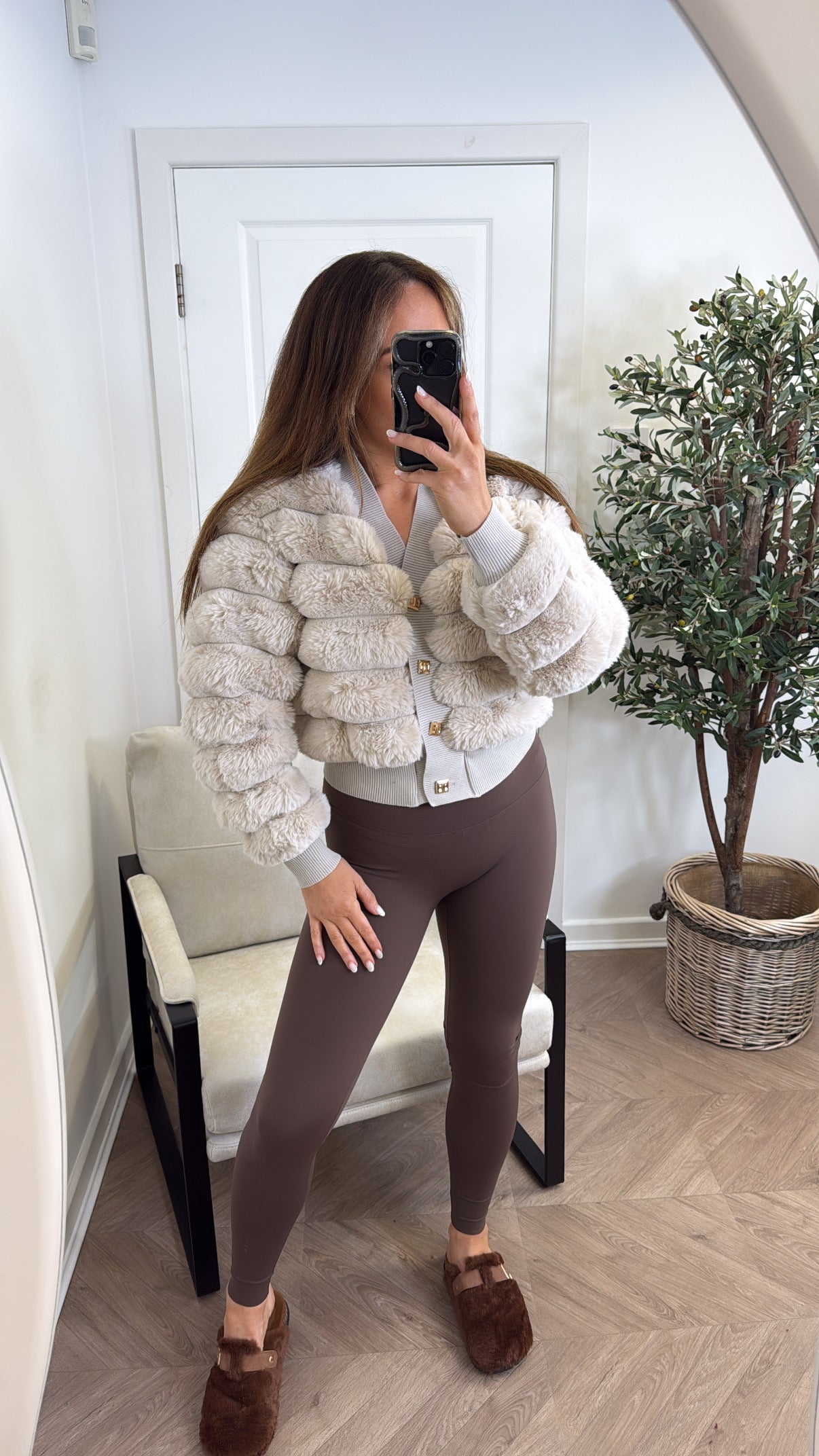 LYDIA beige faux fur cardigan