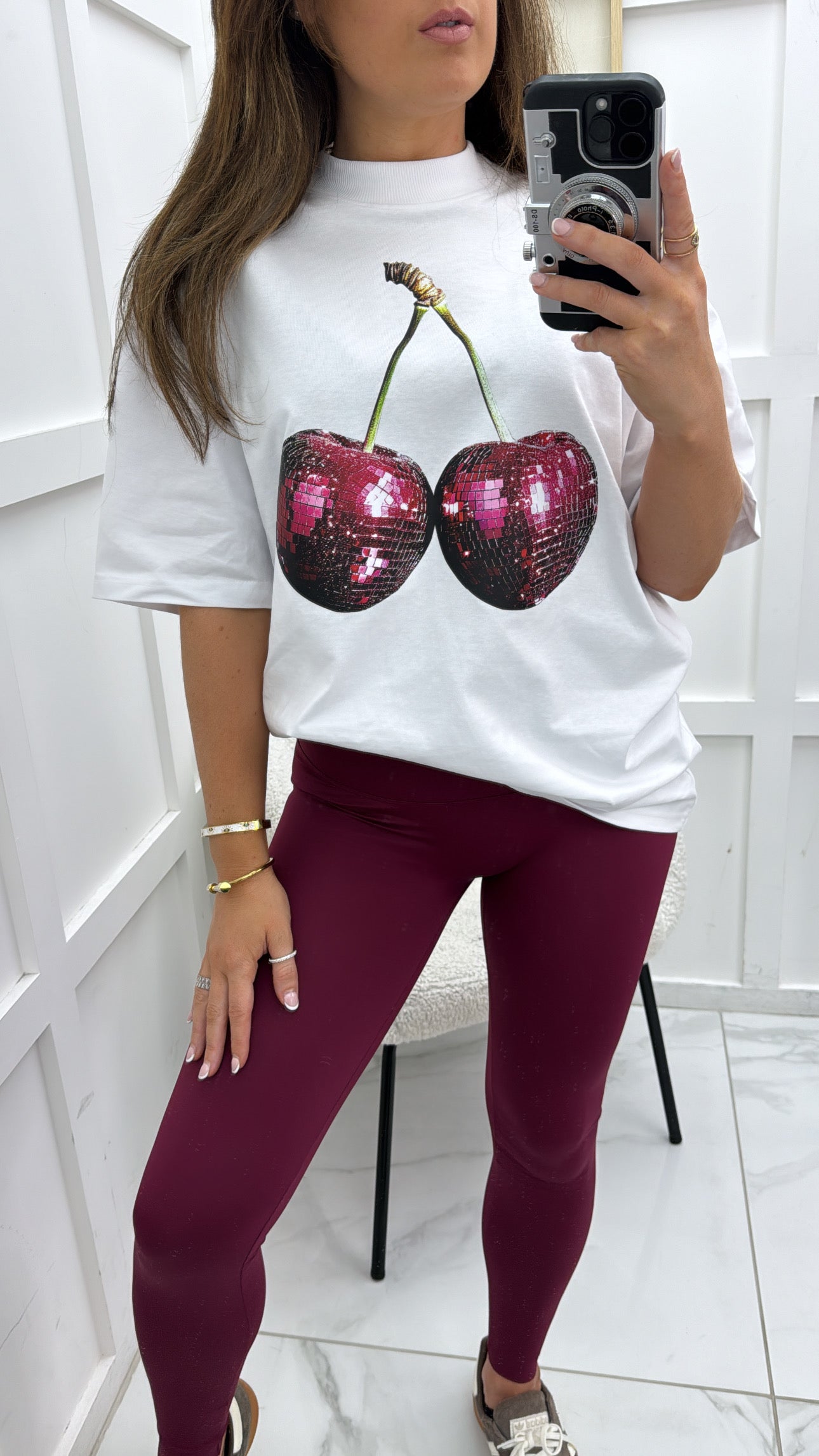 CHERIE white oversize t-shirt with sequin cherry design