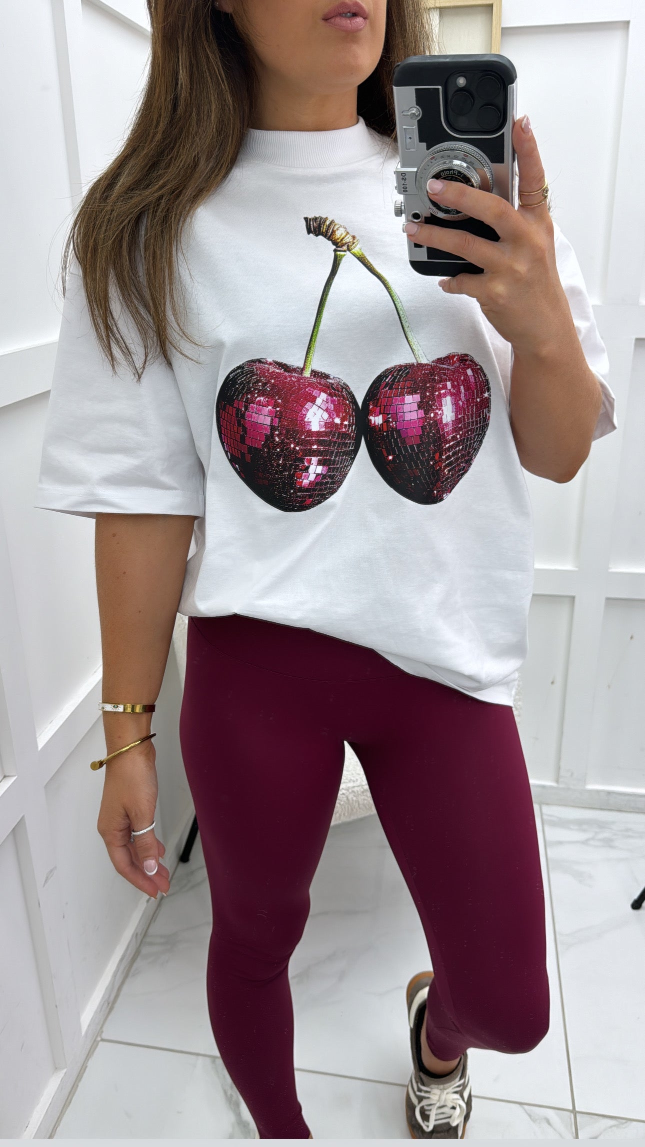 CHERIE white oversize t-shirt with sequin cherry design