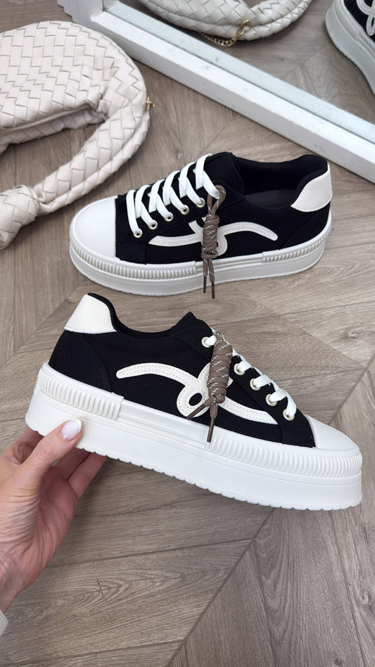 KASSIE black chunky platform trainers