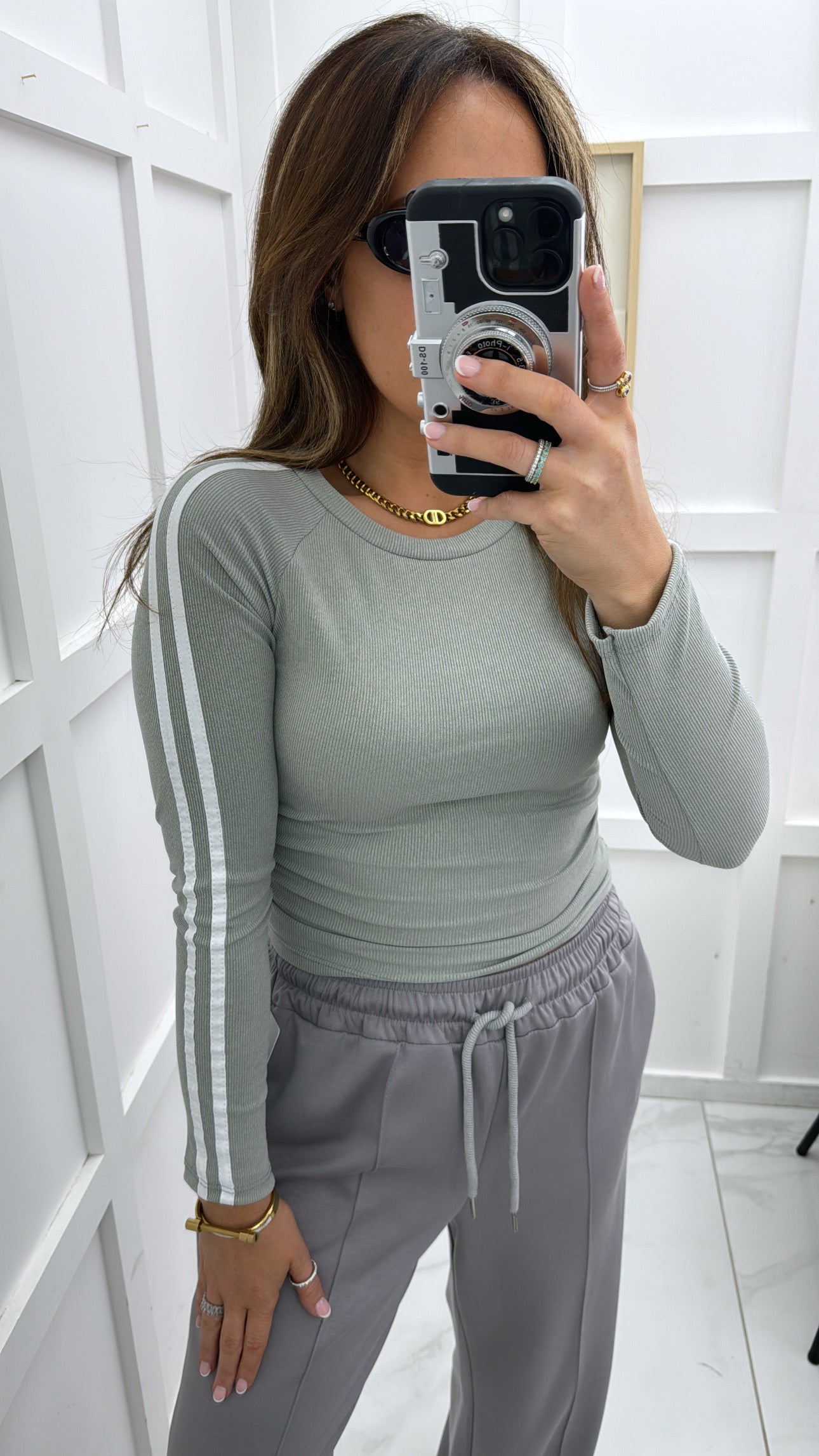 LOTTIE grey with white contrast stripe ruched top