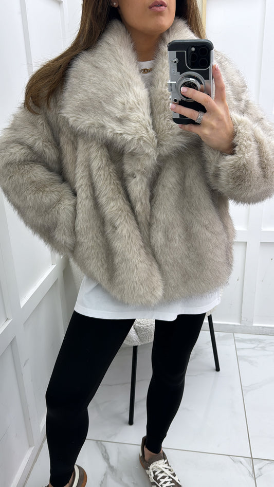 GEORGIA beige two tone faux fur jacket