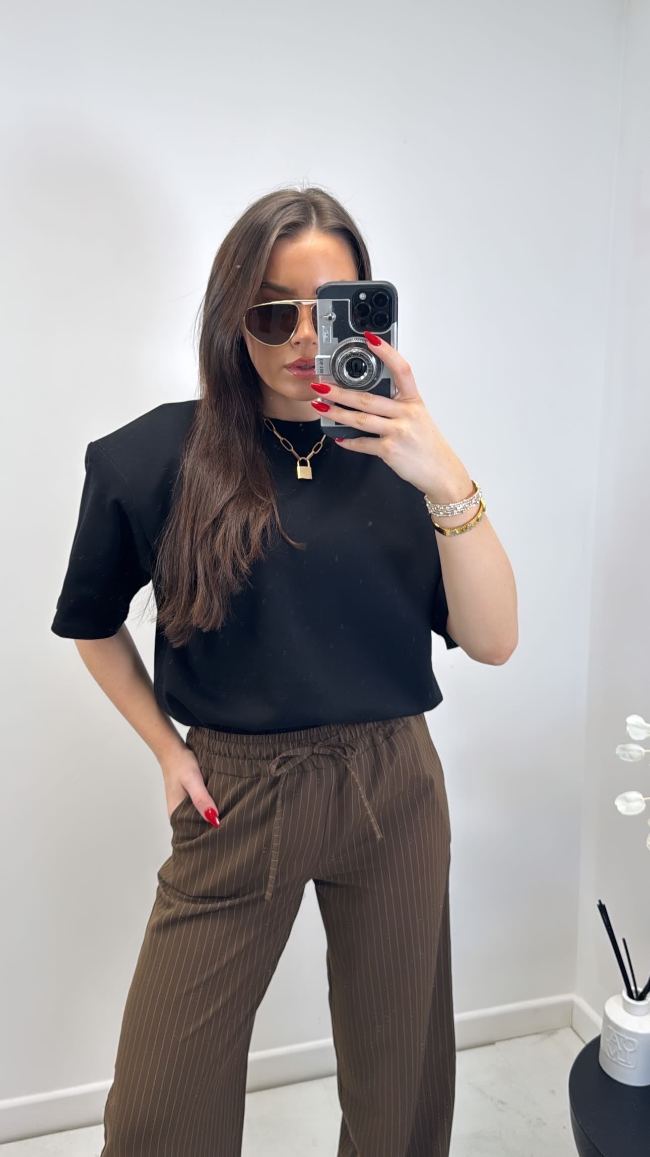 TASHA black shoulder pad plain t-shirt