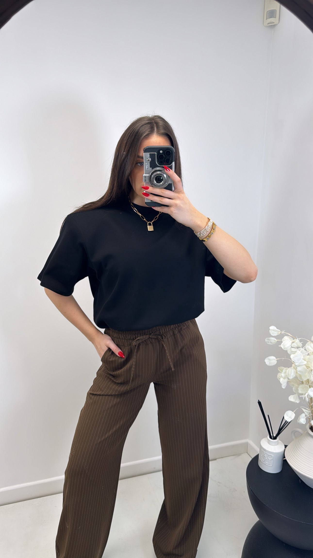 TASHA black shoulder pad plain t-shirt