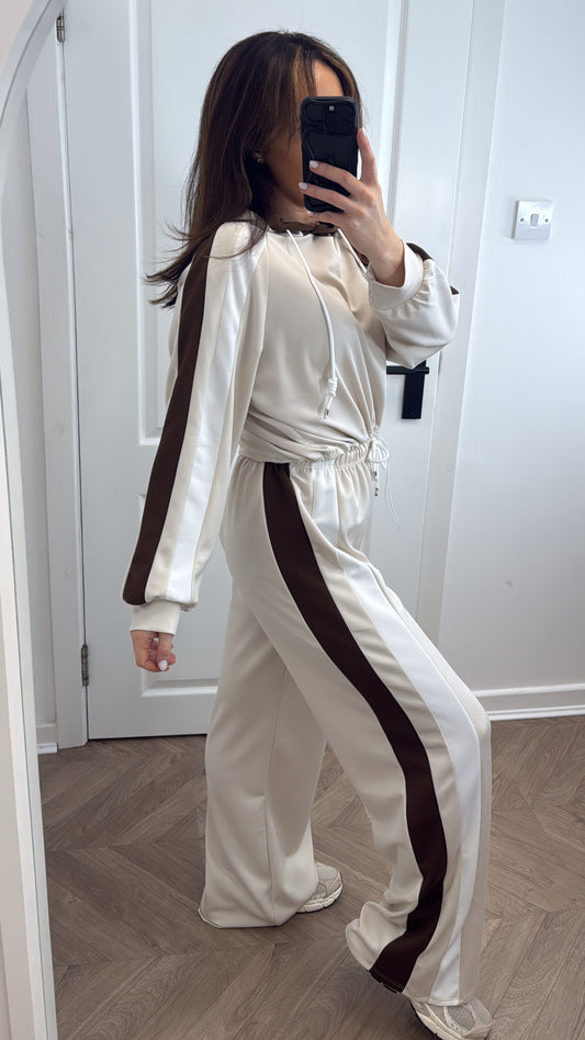 TIA beige hooded tracksuit