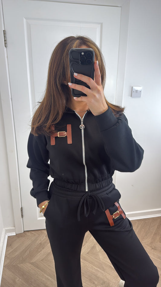 HALLIE black hooded tracksuit