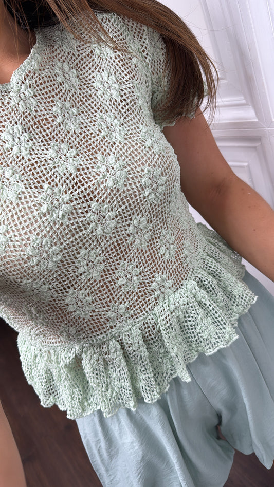MOLLIE apple green flower detail top