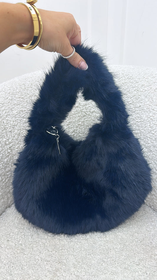 ELEANOR navy faux fur grab bag