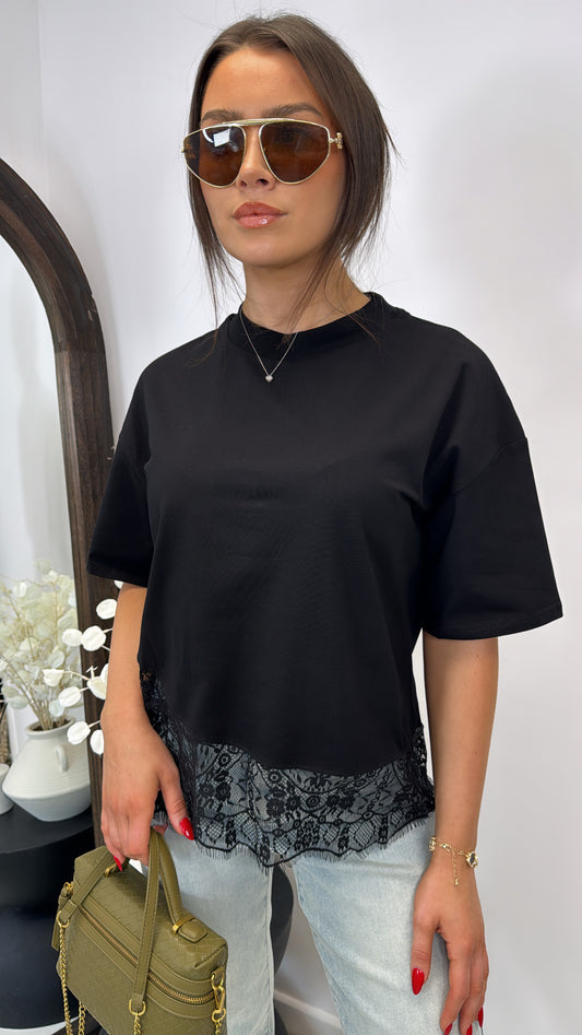 EMILY black t-shirt with lace underlay