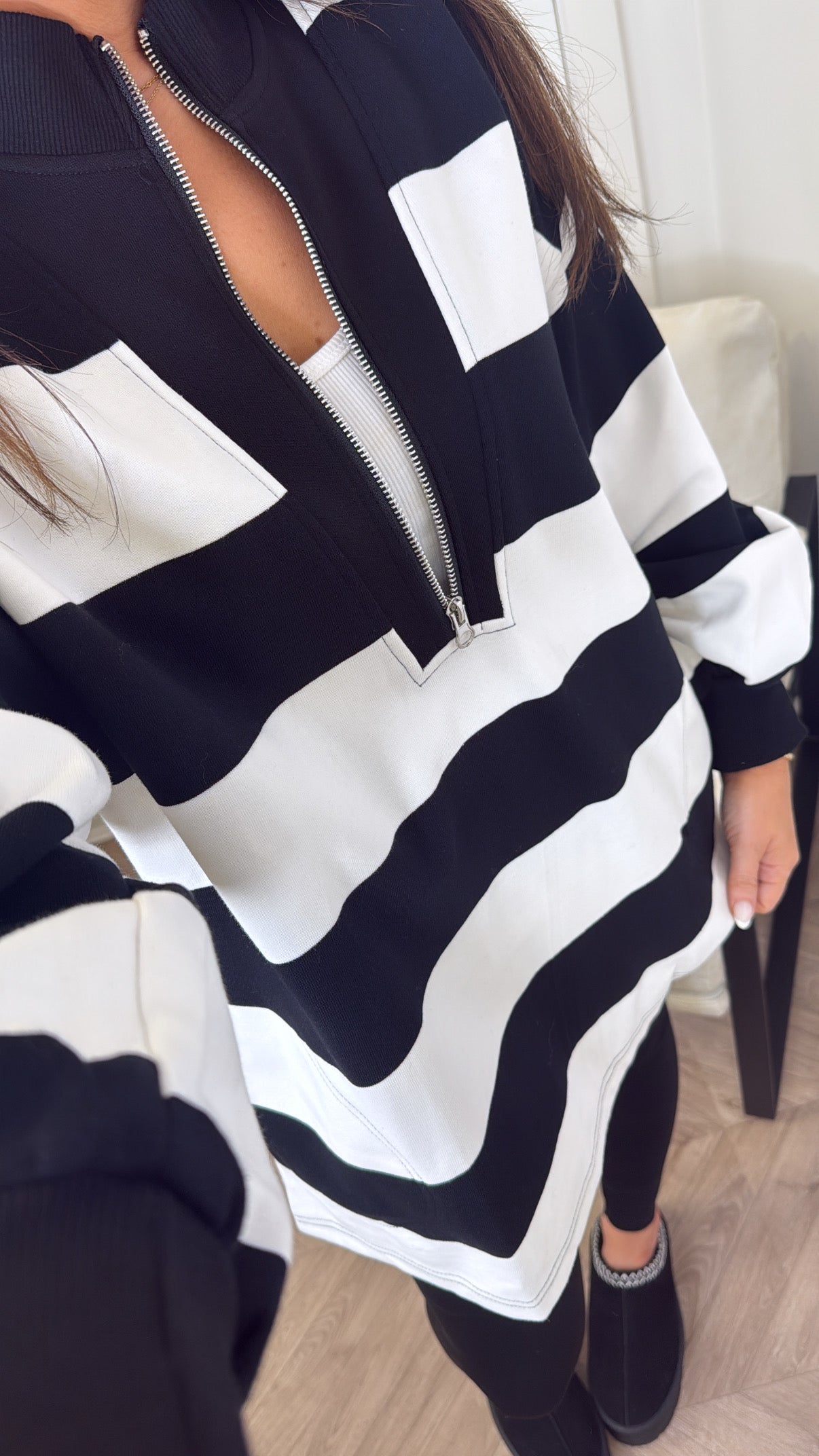 CONNIE black striped rugby style sweatshirt