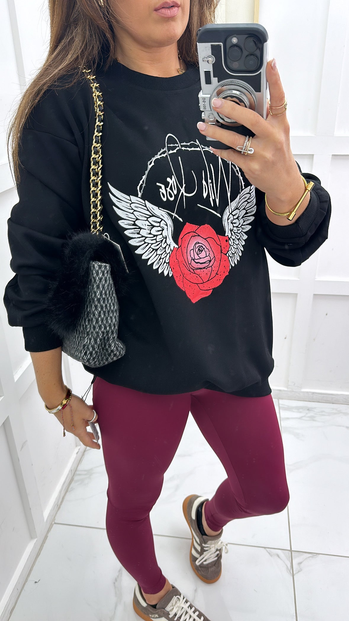 KIERA black wild rose sweatshirt