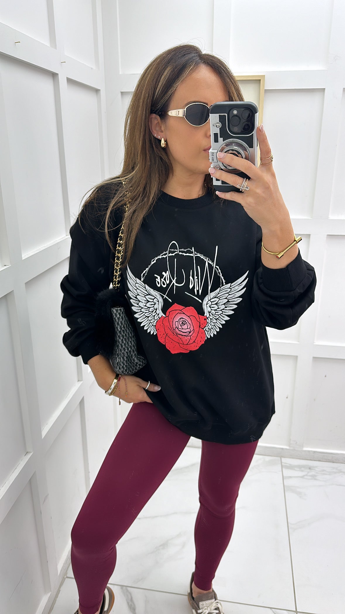 KIERA black wild rose sweatshirt