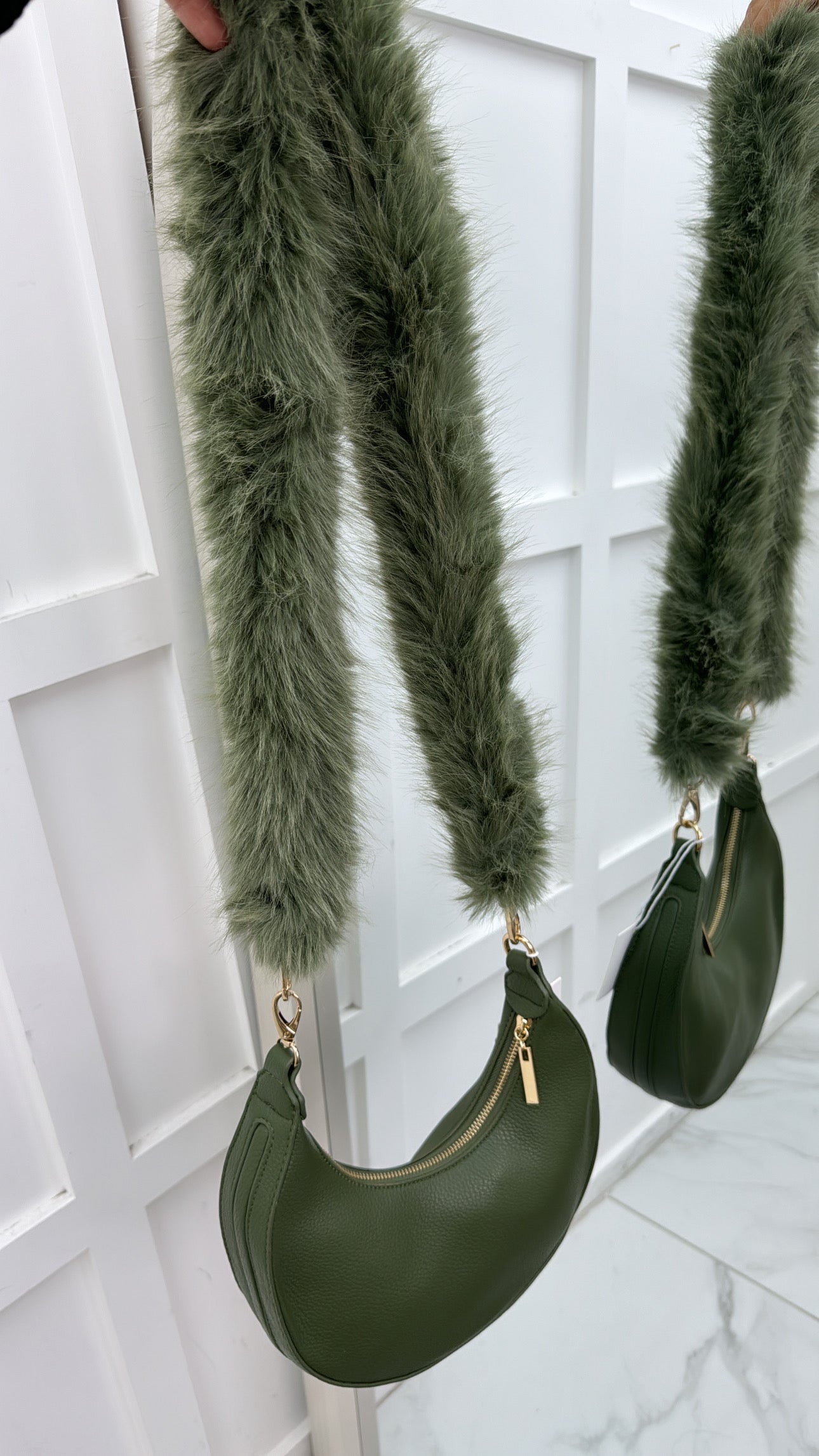 DEMI green crossbody bag with faux fur strap