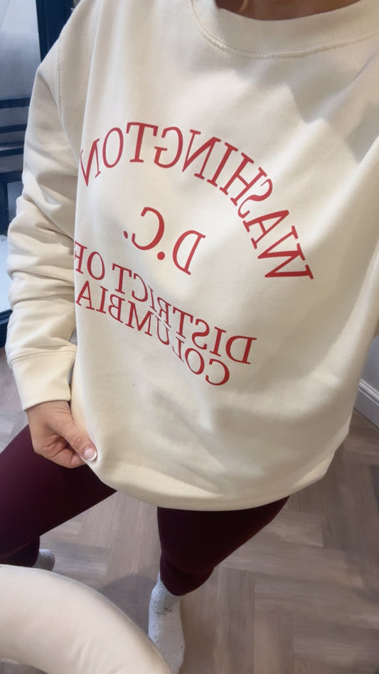 WASHINGTON cream sweatshirt with red slogan