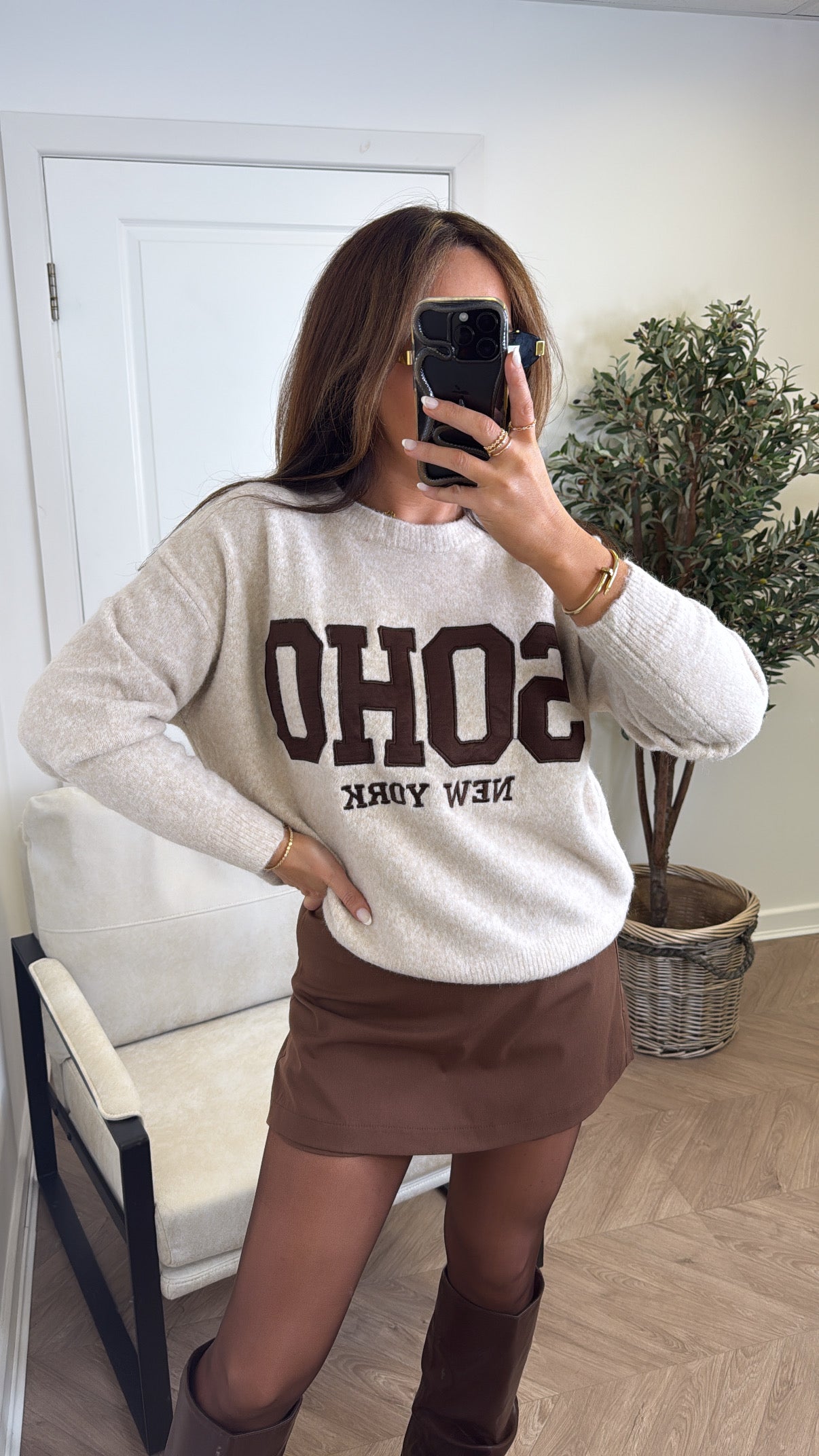 SOHO beige soft knit logo jumper
