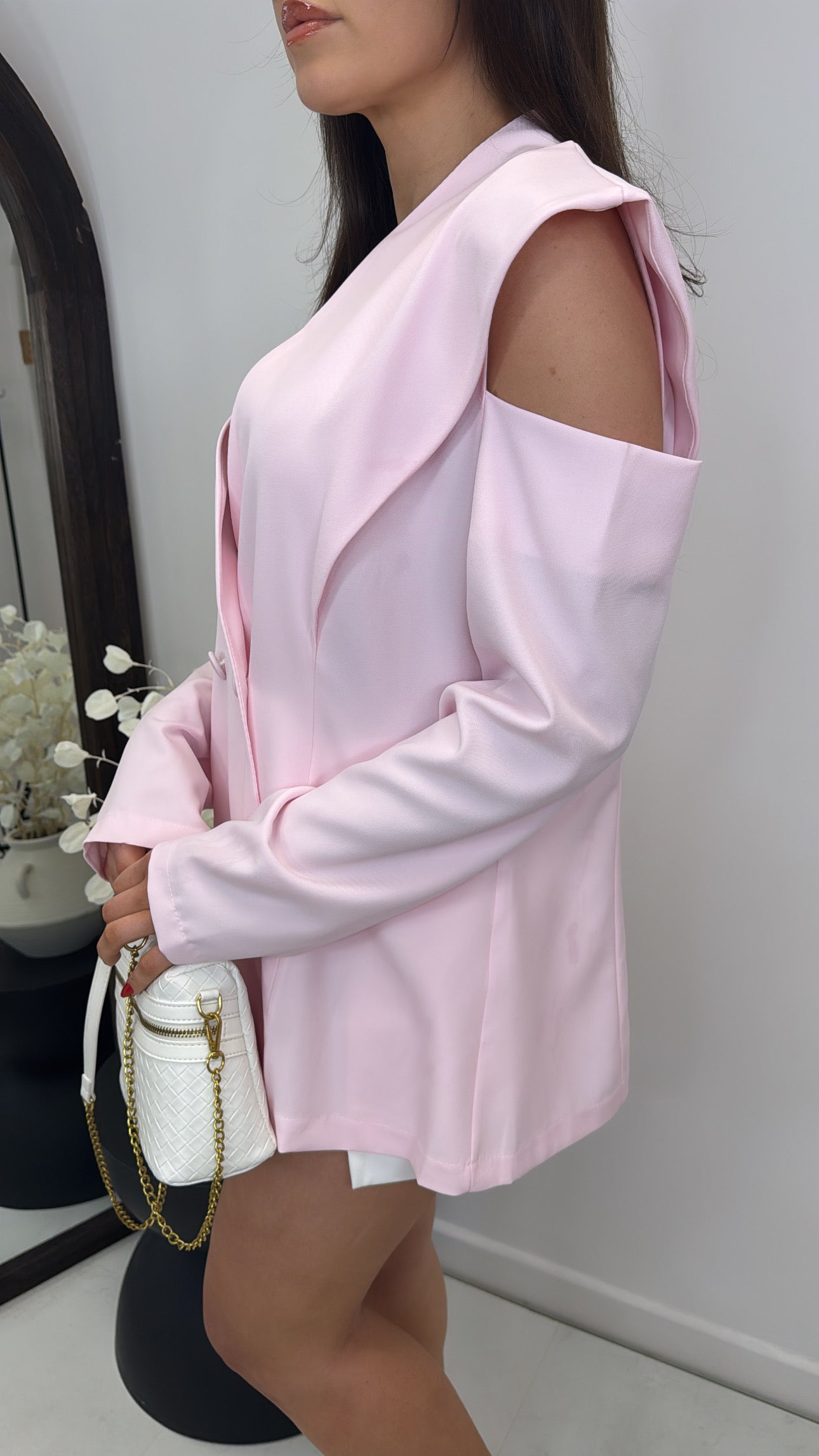 MAE pink blazer with cutout sleeves