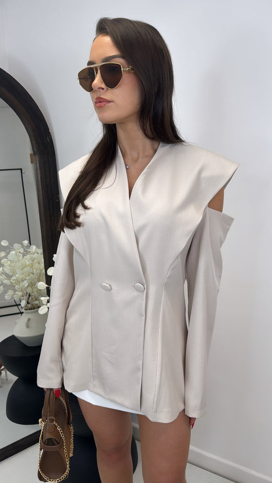 MAE beige blazer with cutout sleeves