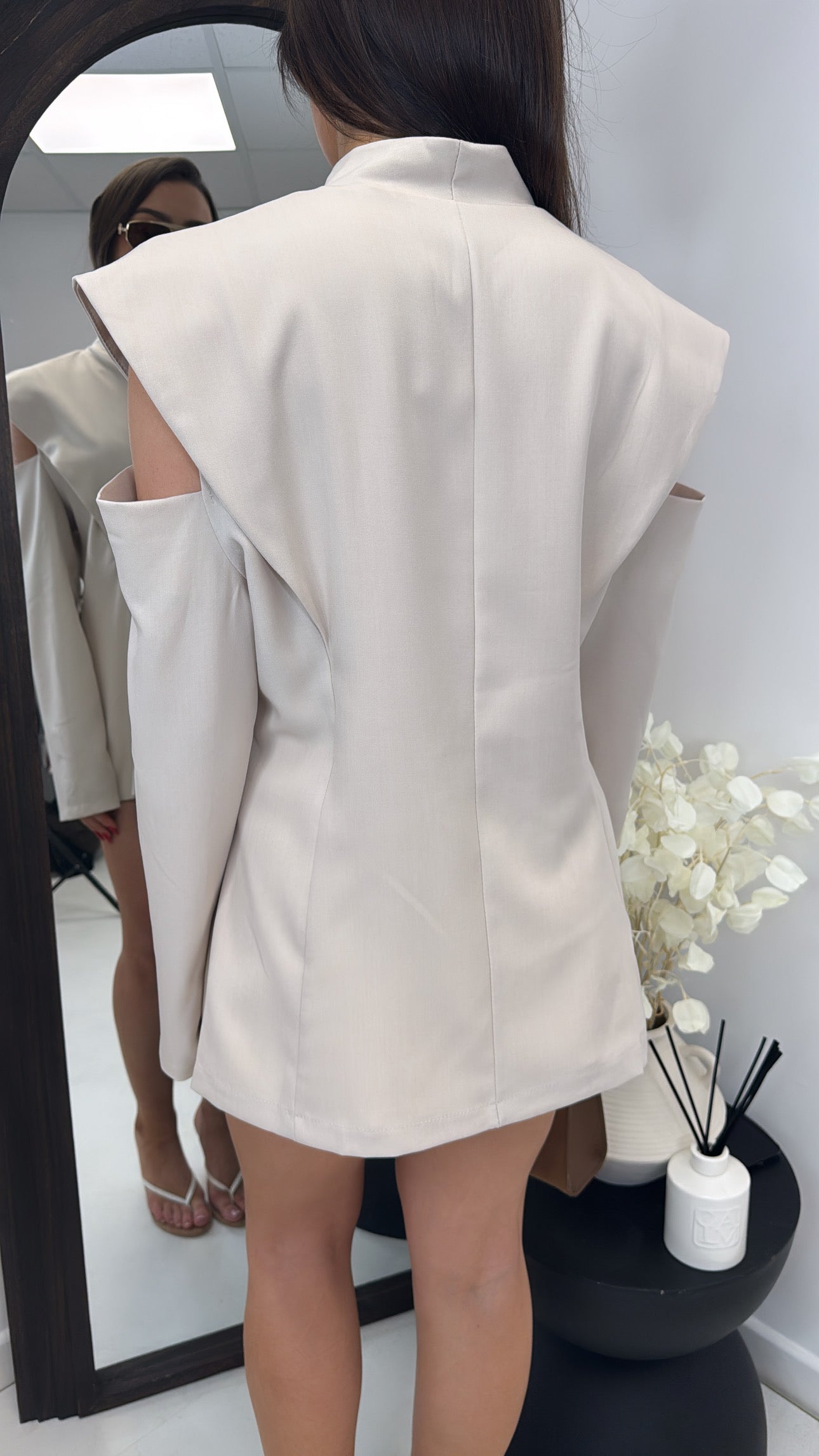 MAE beige blazer with cutout sleeves