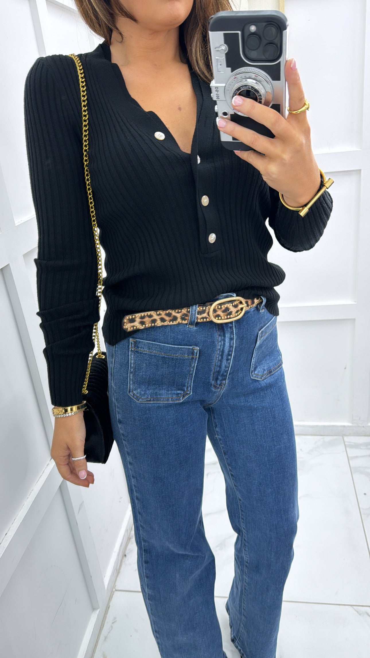 LEONIE black ribbed knit button top