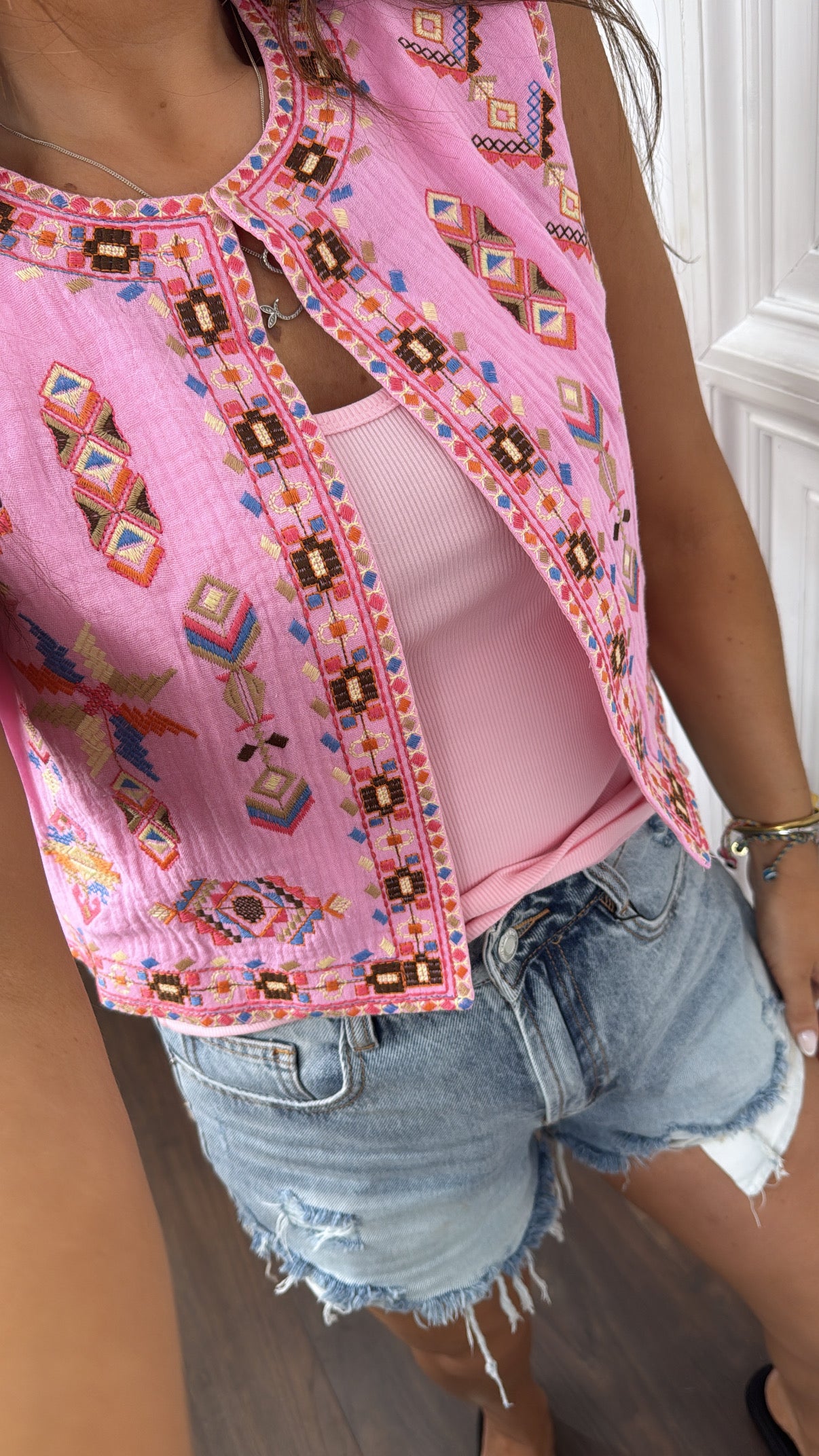 CHARLIE pink embroidered waist jacket