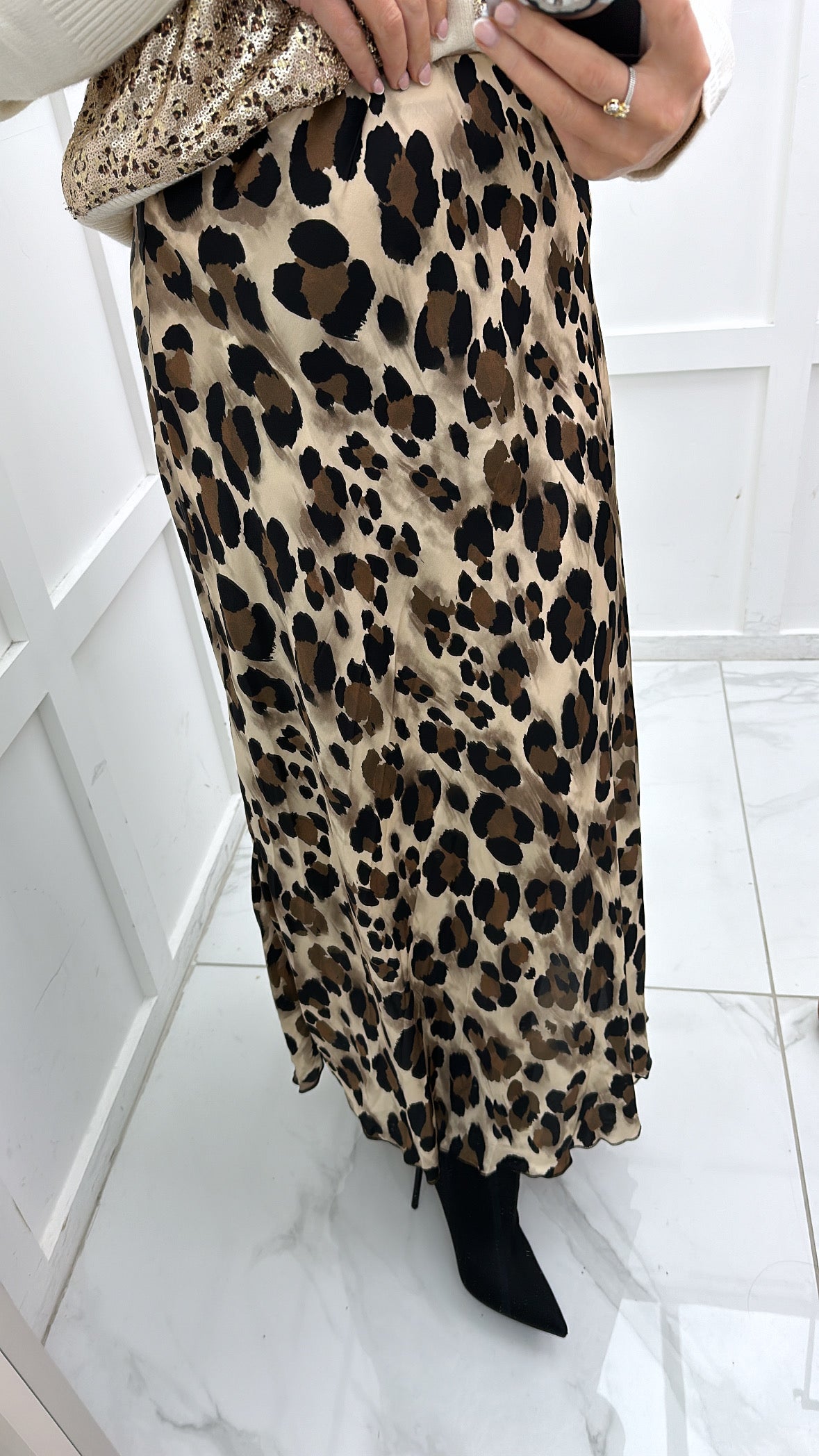 YAZMINE leopard print midi skirt