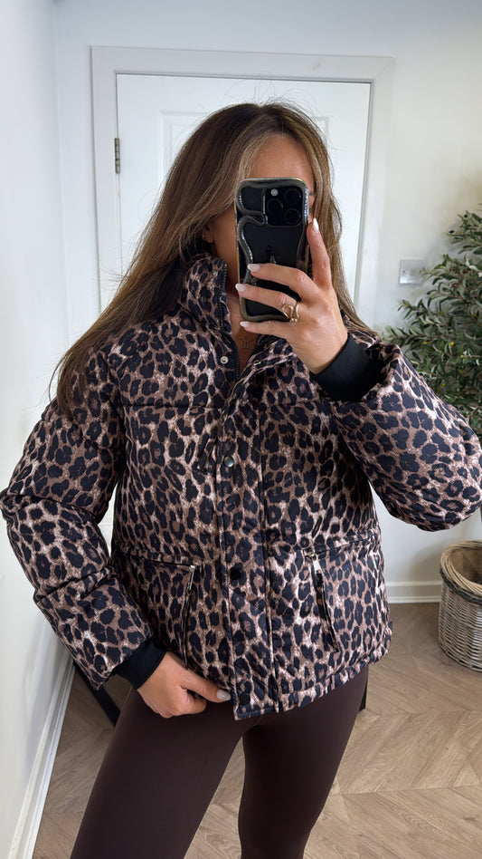 CIARA leopard puffer coat