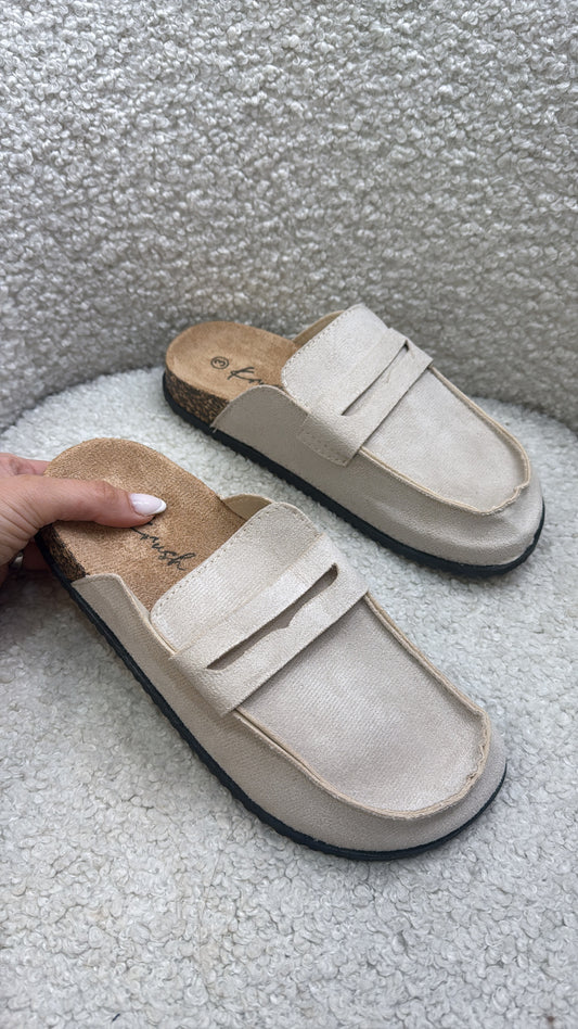 HATTIE beige faux suede mules