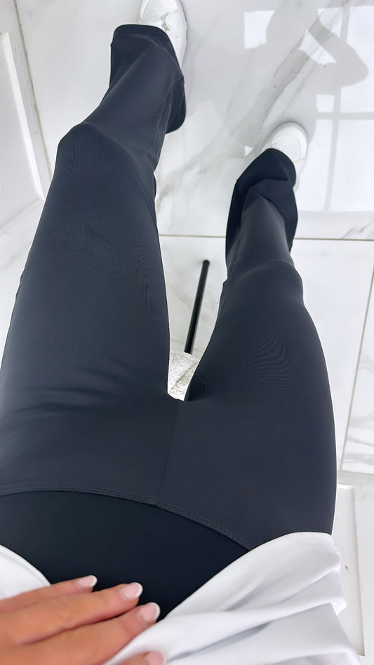 YASMINE charcoal flared gym leggings