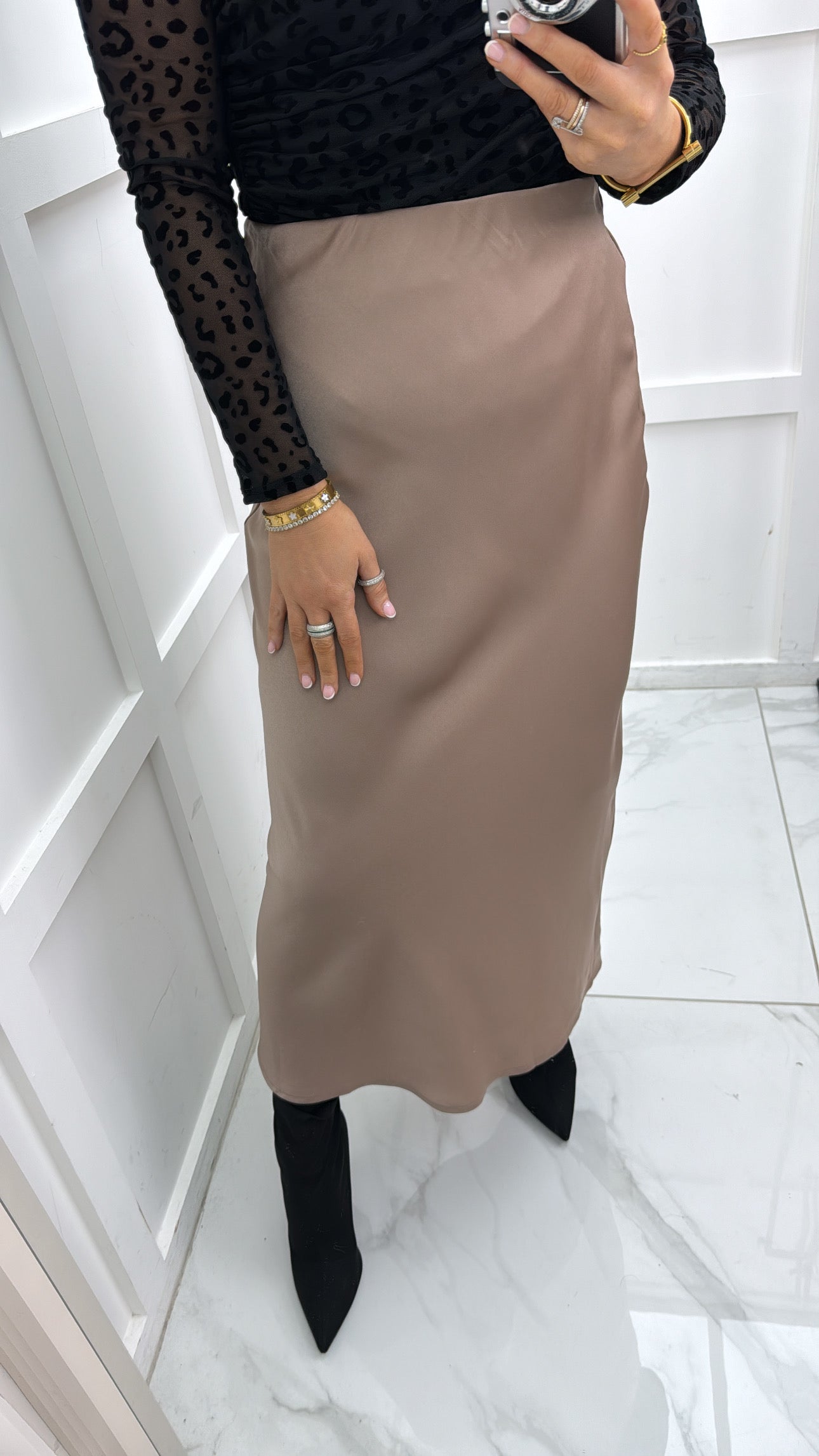 CLAUDIA taupe satin midi skirt