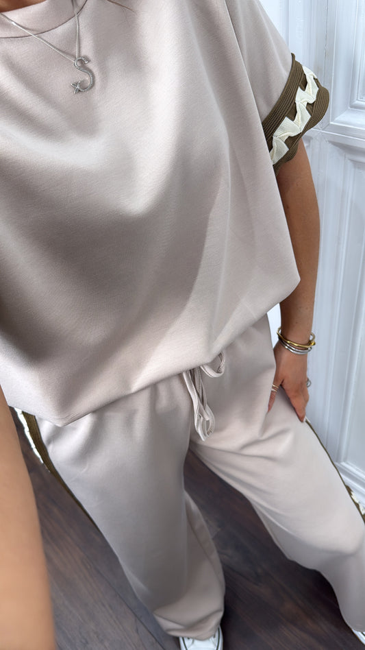 LARA beige contrast detail lounge set
