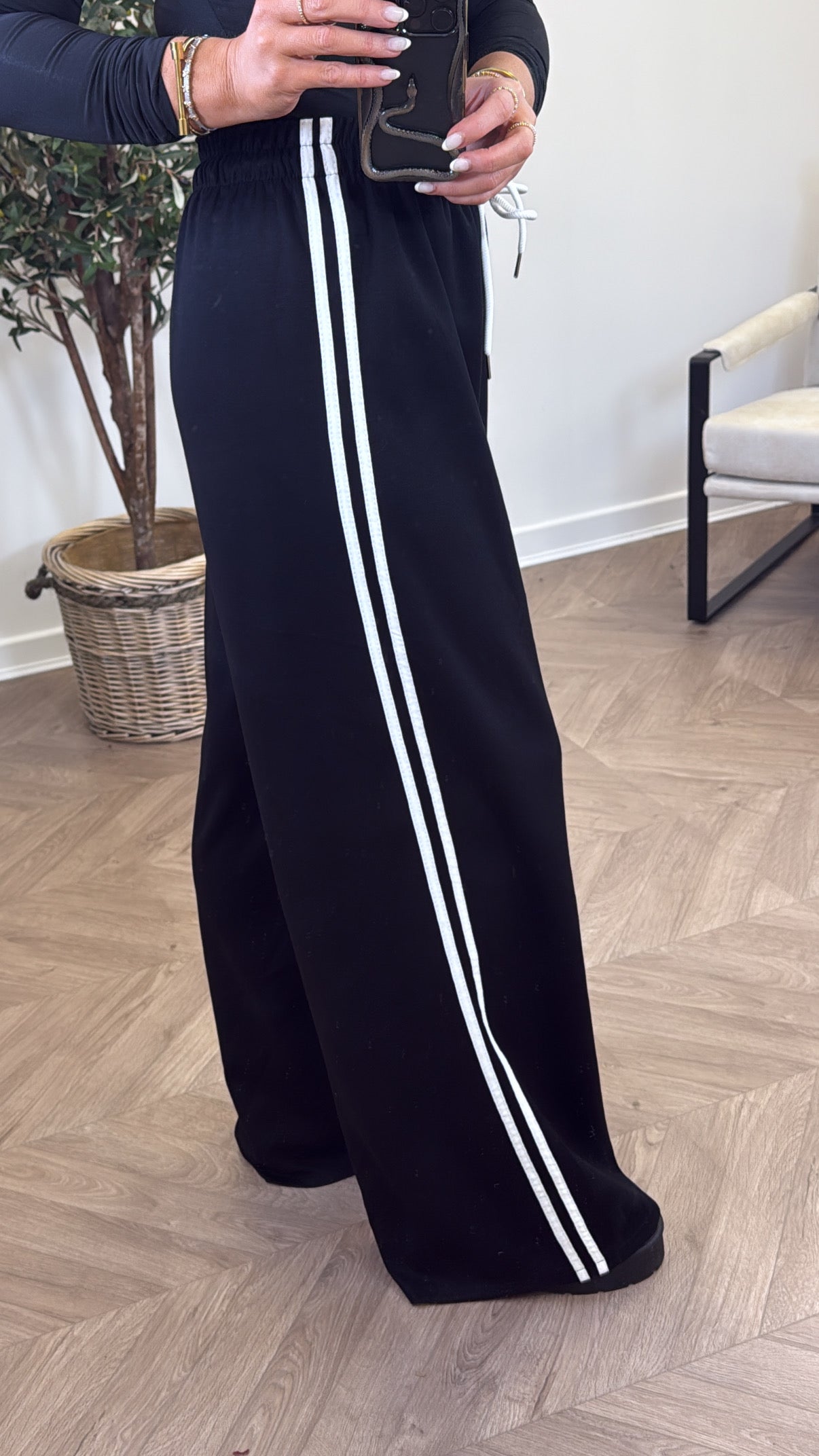 MIMI black contrast stripe soft joggers