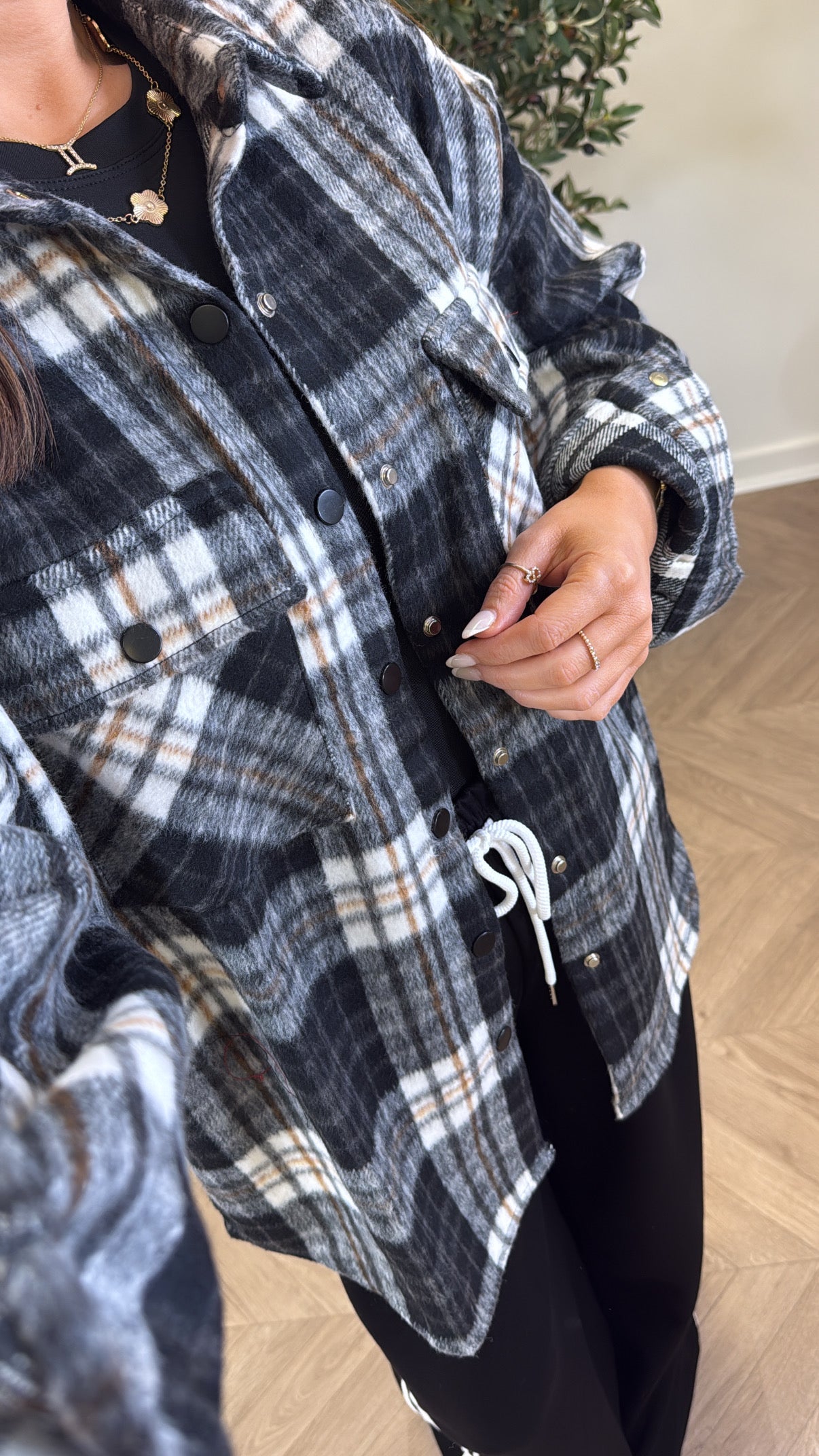 BOBBI black soft check shacket