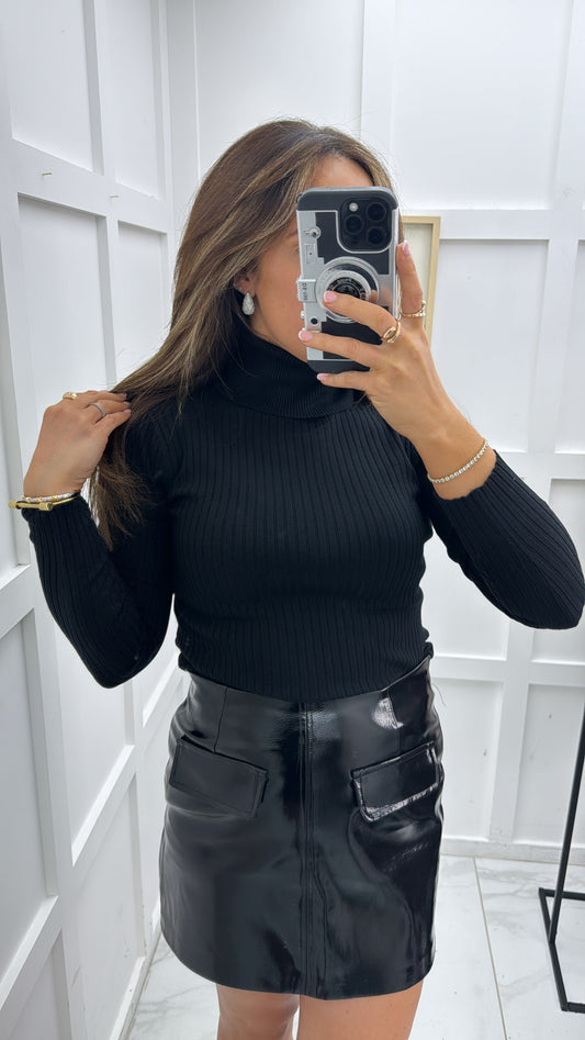 FIONA black ribbed polo neck