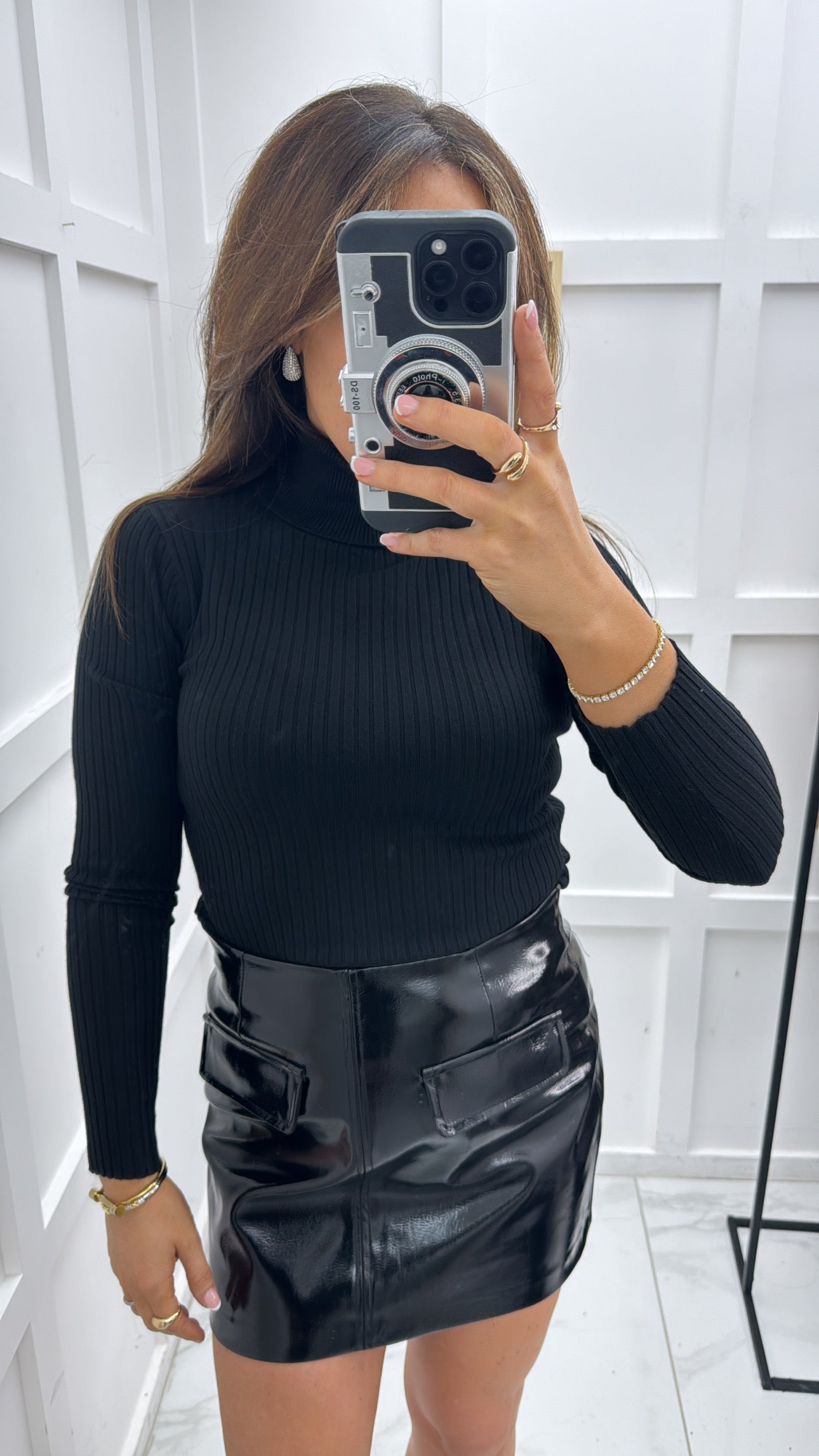 FIONA black ribbed polo neck