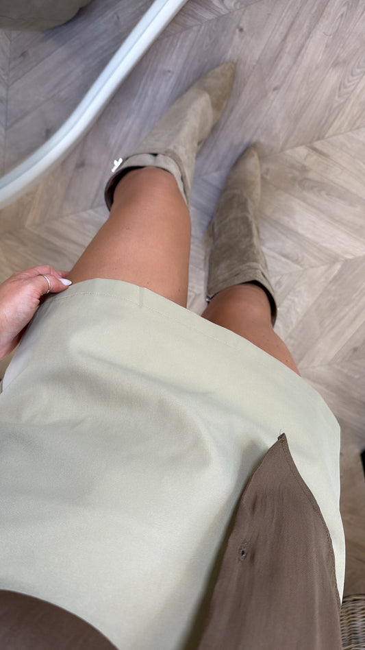 AMIEE beige a-line skort