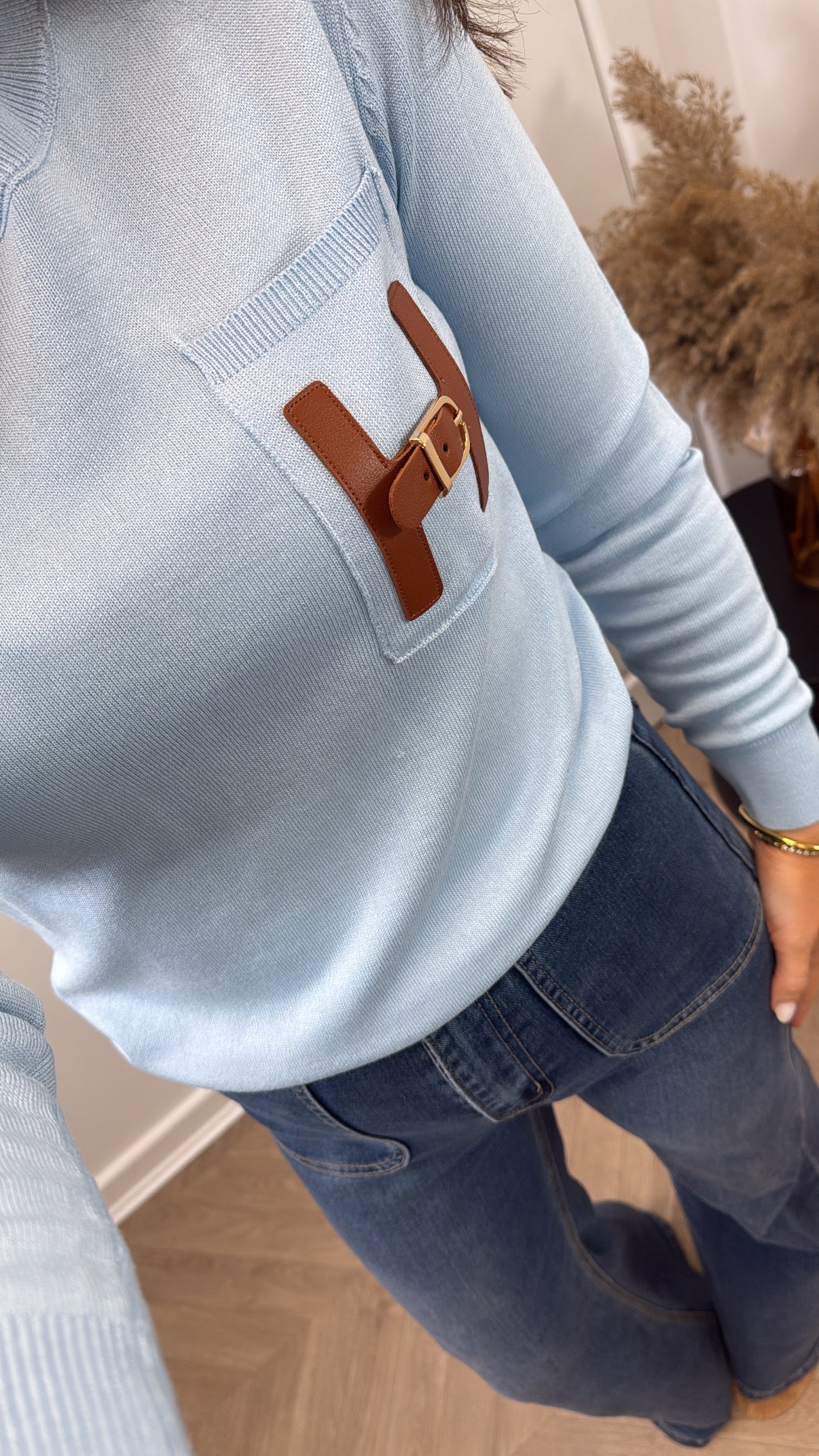 THERESA blue fine knit jumper with buckle