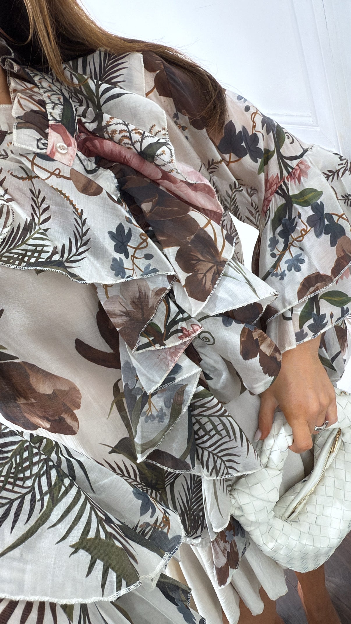 JESSICA white and brown floral ruffle blouse