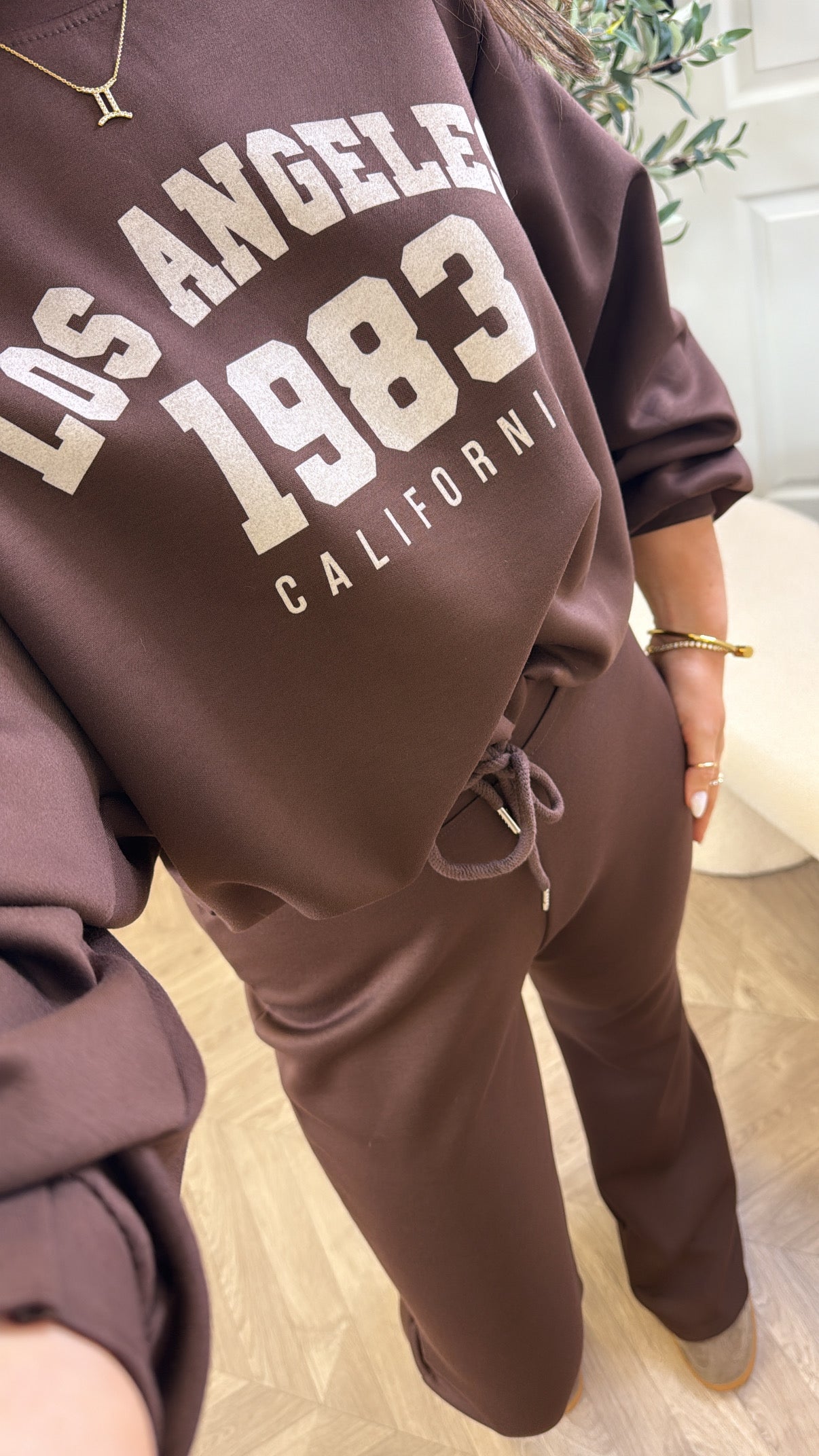 1983 CALIFORNIA brown flare lounge set