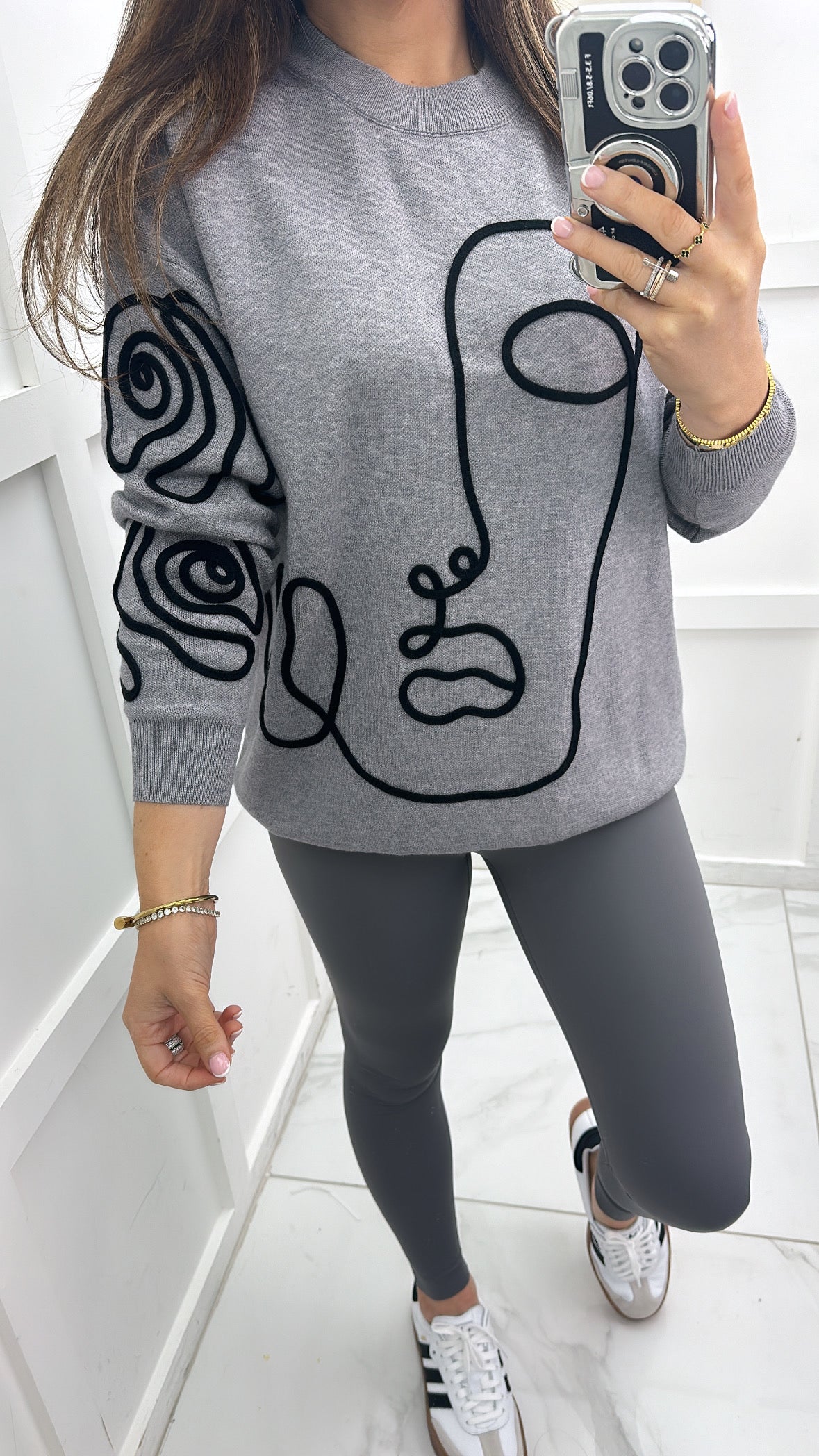 HARPER grey jumper with black face detail