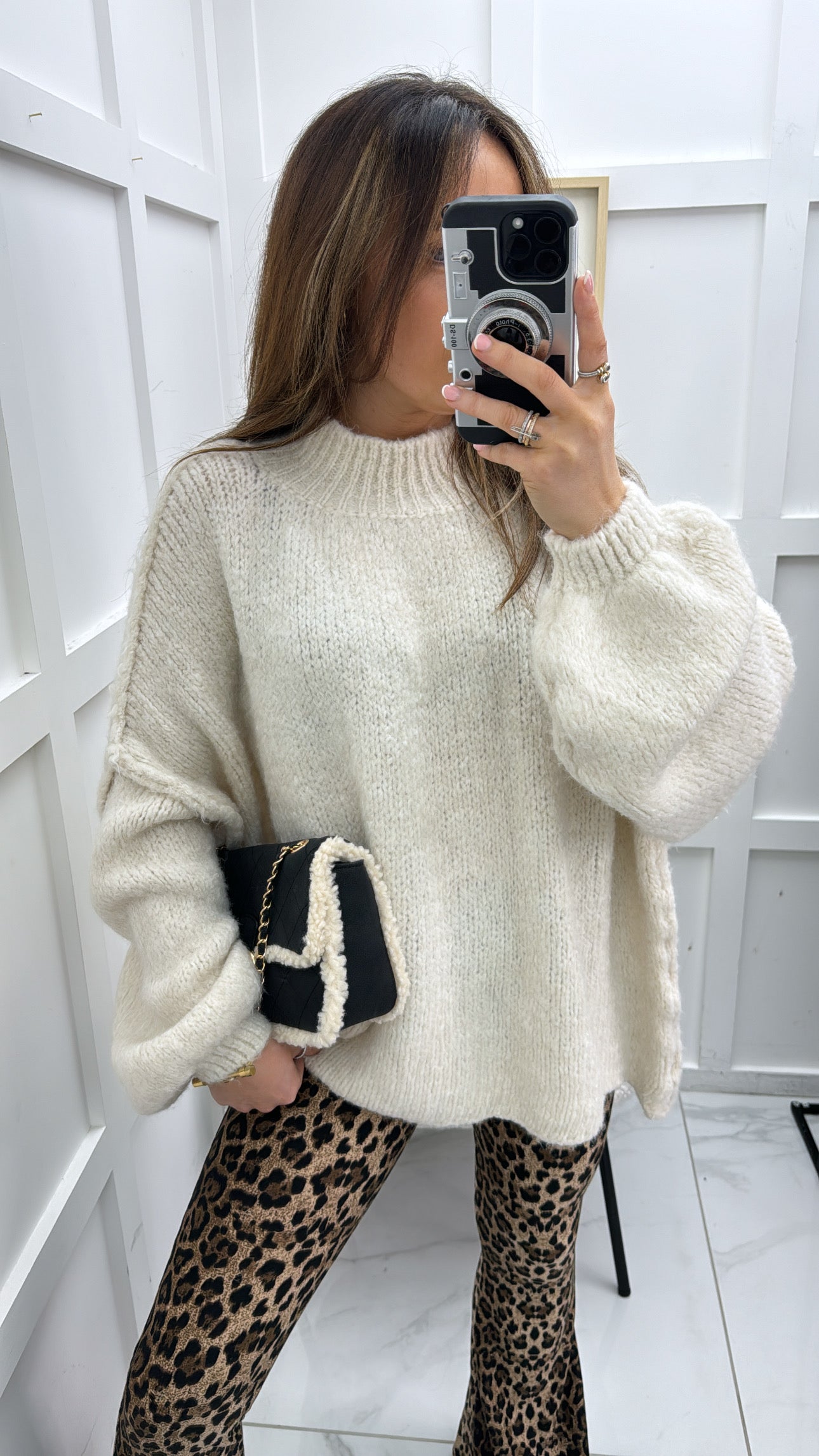 ALBA cream exposed seam fluffy jumper