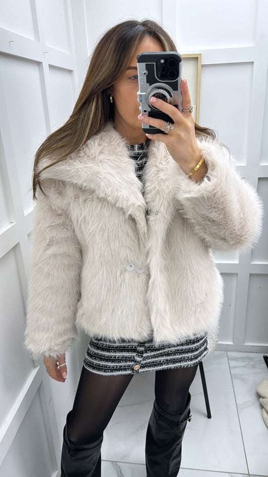 GABRIELLE cream faux fur jacket